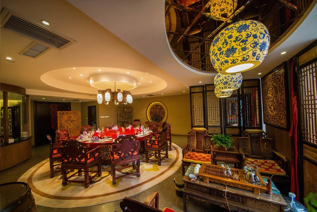Jingzhou International Hotel شيجياتشوانج المظهر الخارجي الصورة