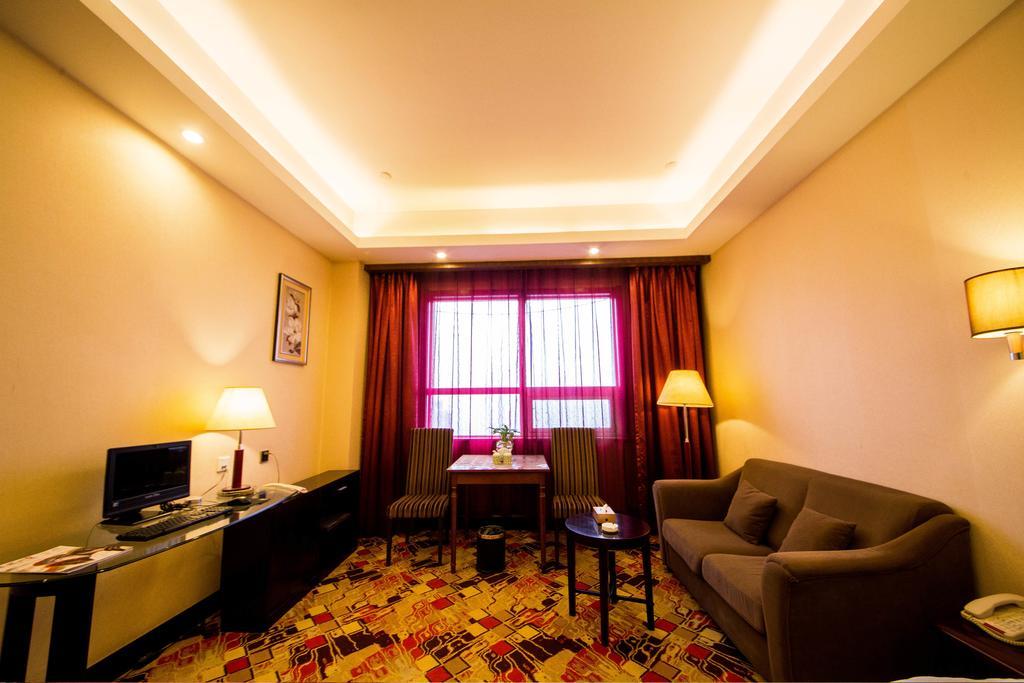 Jingzhou International Hotel شيجياتشوانج المظهر الخارجي الصورة