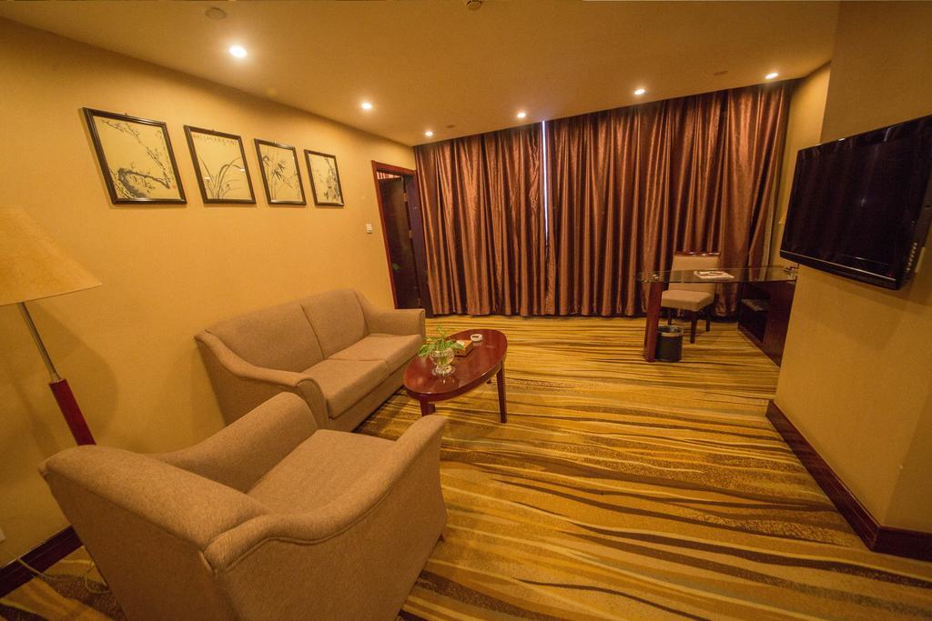 Jingzhou International Hotel شيجياتشوانج المظهر الخارجي الصورة