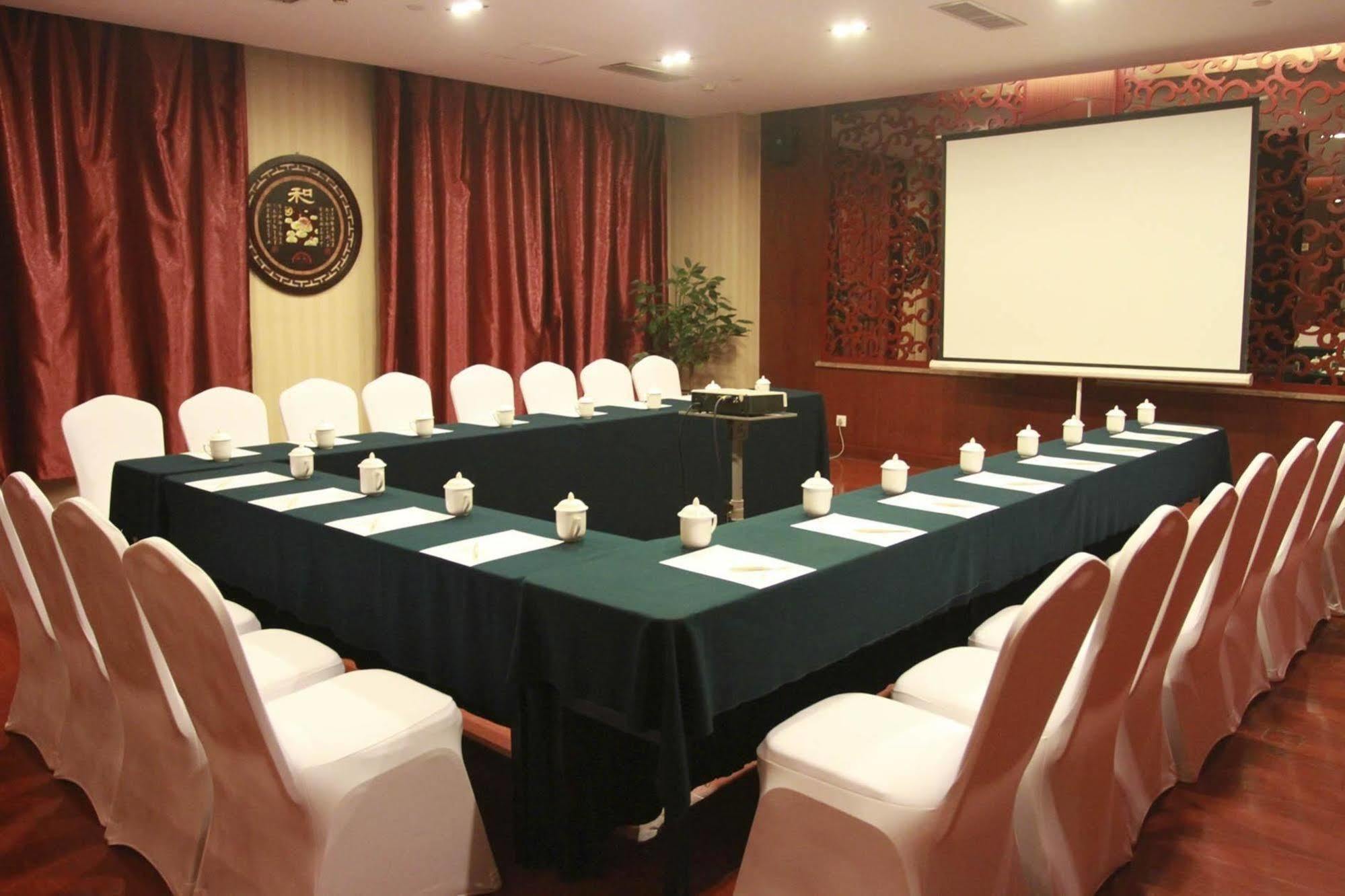Jingzhou International Hotel شيجياتشوانج المظهر الخارجي الصورة